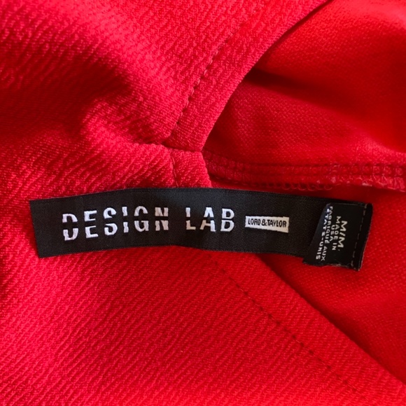 Red tank top with open back - Picture 2 of 3